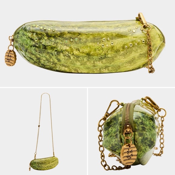 Betsey Johnson Handbags - Betsey Johnson A BIG DILL GREEN Pickle Crossbody Bag NWT NEW WITH TAGS KITSCH